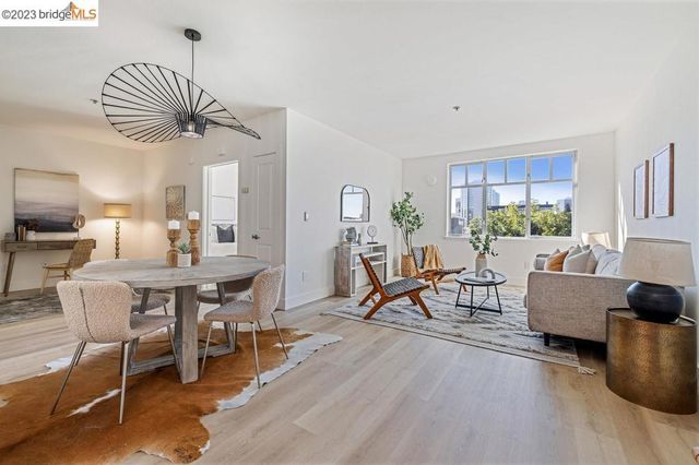 2407 Telegraph Ave # 506, Oakland