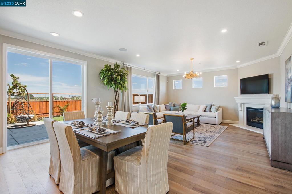 218 Wagtail Way, Vacaville Property Listing MLS® 41045608