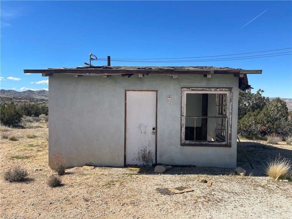 8822 La Contenta Rd, Yucca Valley CA Yucca Valley Homes For Sale