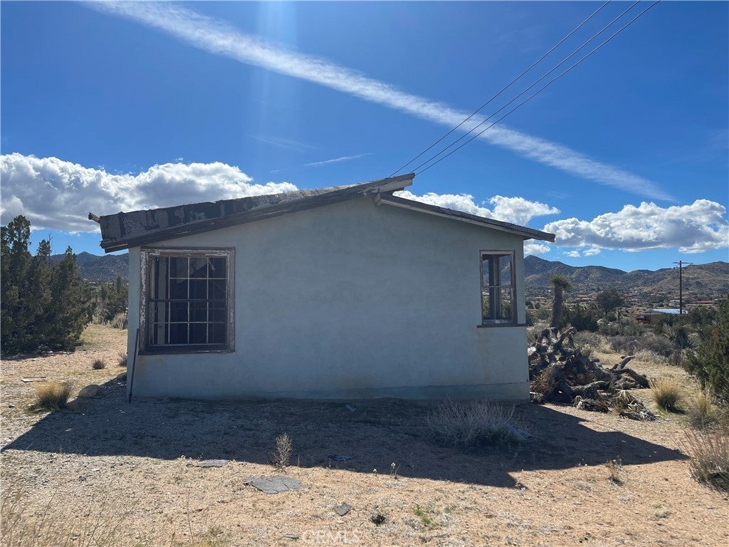 8822 La Contenta Rd, Yucca Valley CA Yucca Valley Homes For Sale