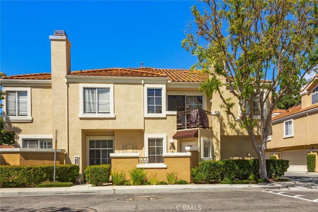 OCDreamhomes Property Details: MLS® #OC24053883 This is a Condominium ...