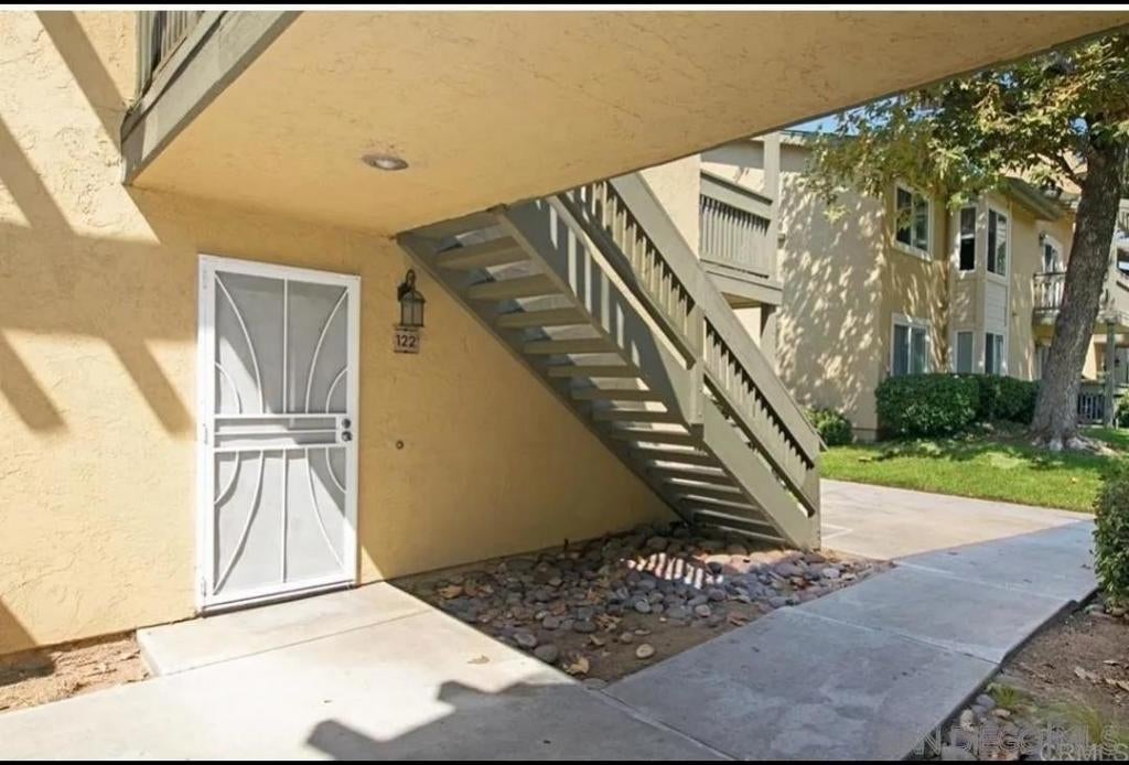 145 El Norte Parkway 122, Escondido, CA Escondido Lofts For Sale