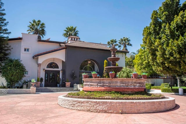 25 Paralelo 28, Other