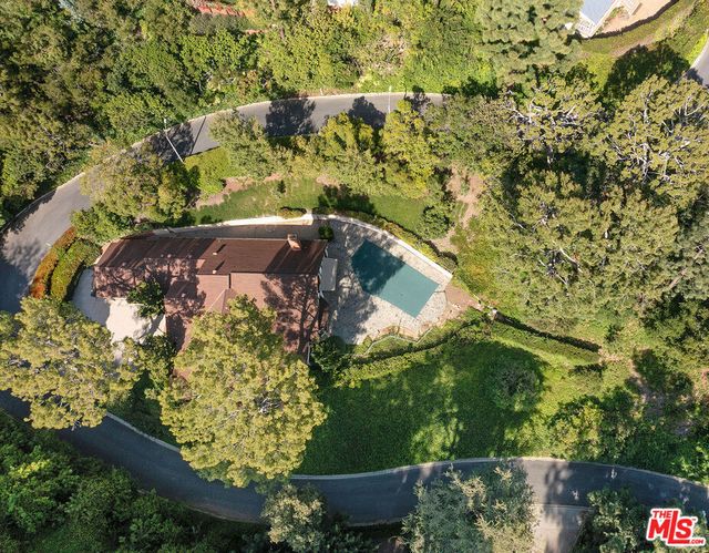 1116 Calle Vista Drive, Beverly Hills