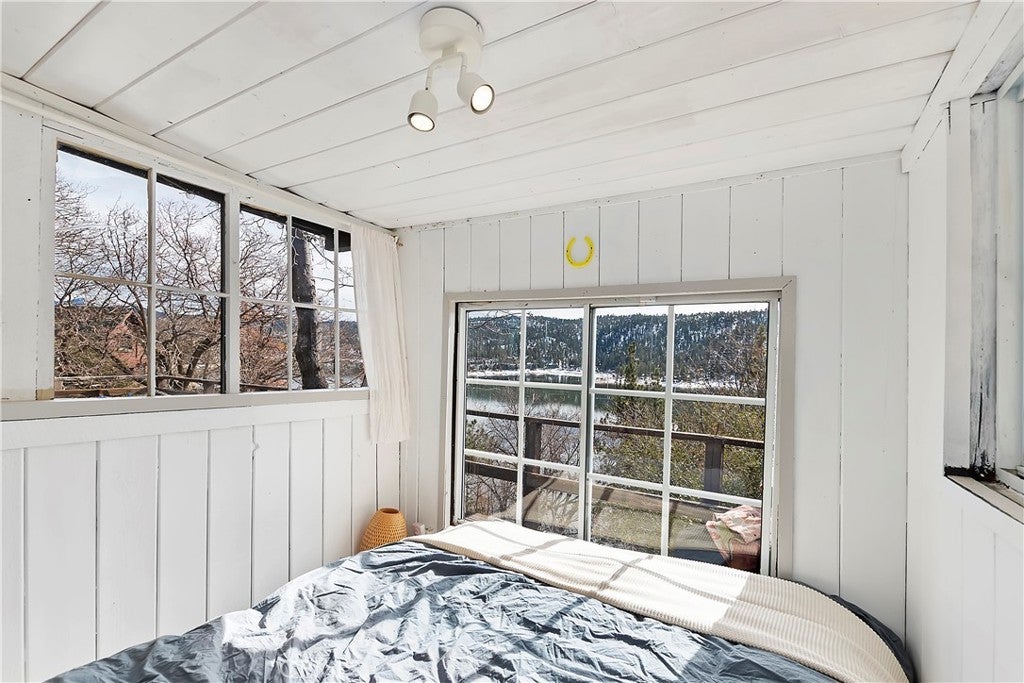 239 Big Bear Tract A, Fawnskin CA Fawnskin Cabin Homes For Sale