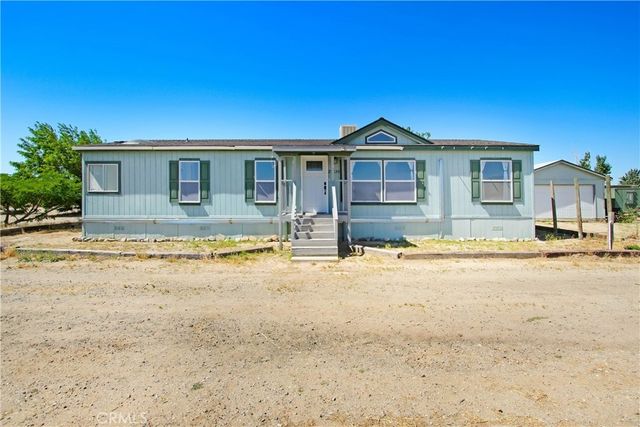 25635 Kargat Street, Lancaster