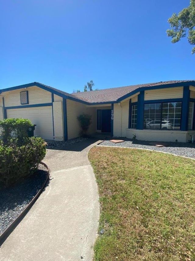 396 Lancaster Drive, Manteca