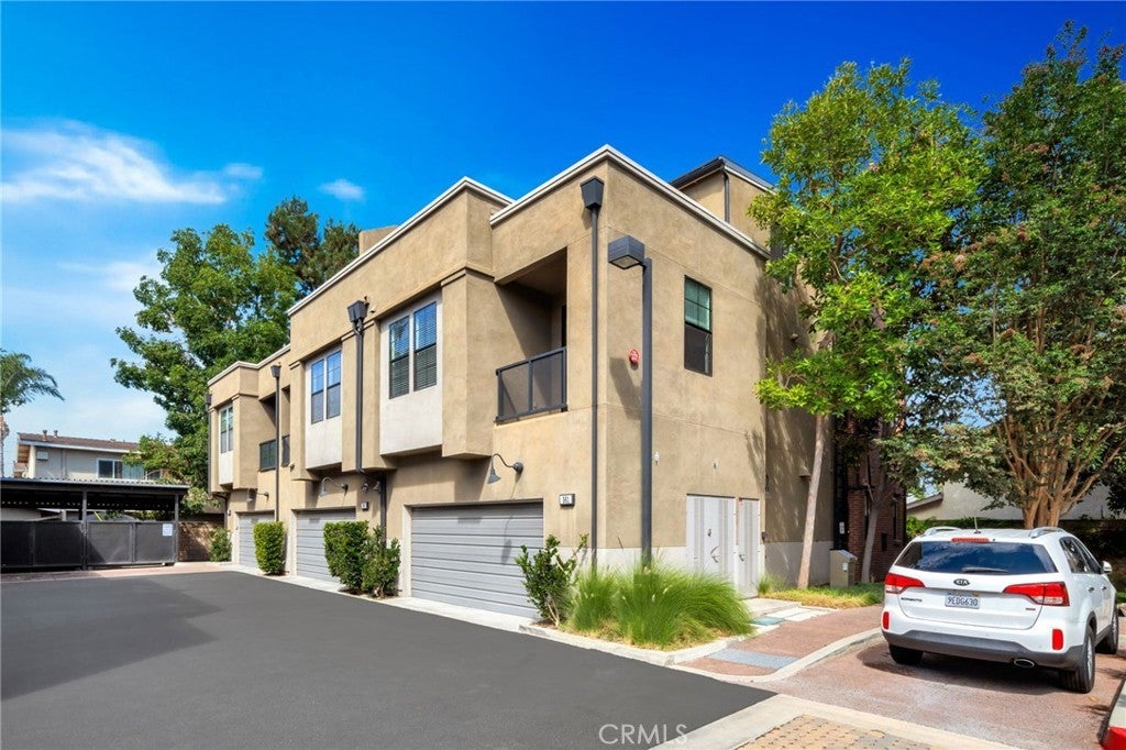 Photo of Listing #PW24147917