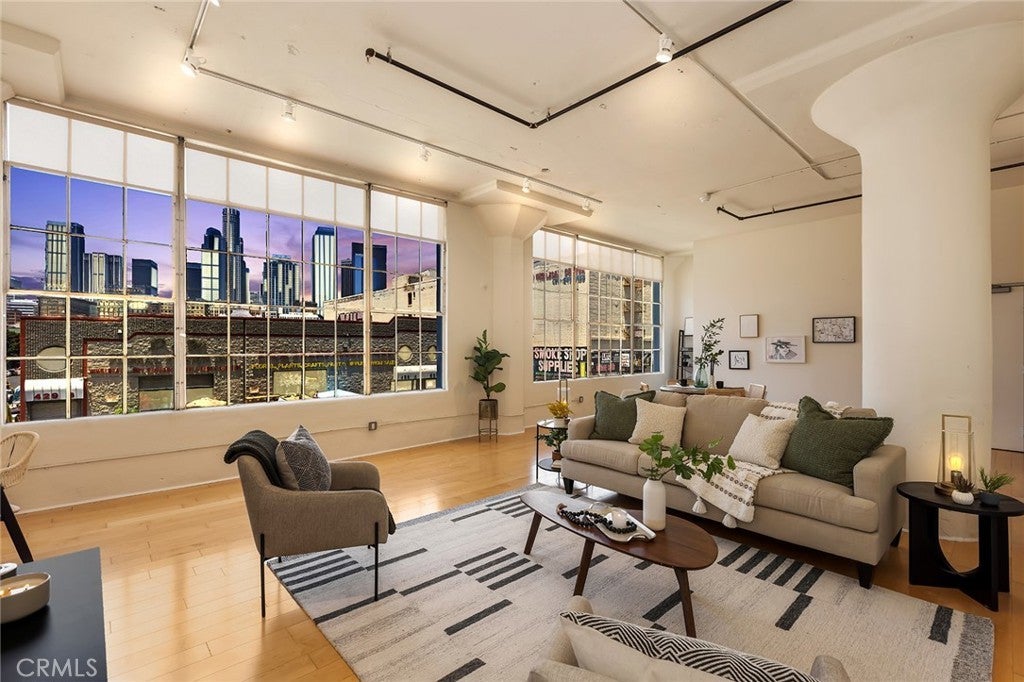 420 San Pedro Street 211, Los Angeles