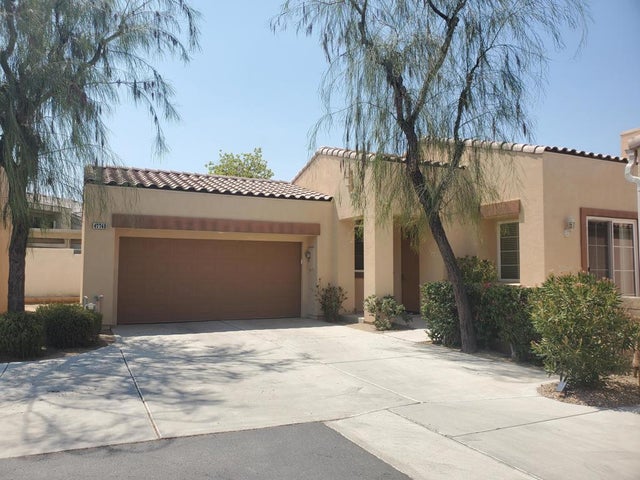 47745 Dancing Butterfly, La Quinta