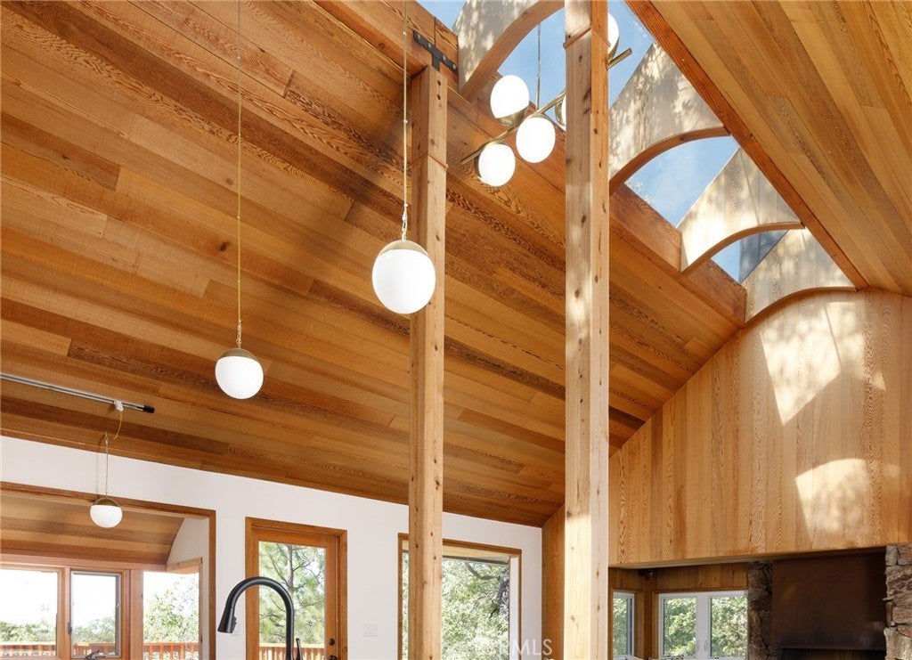 Photo of Listing #EV24161210