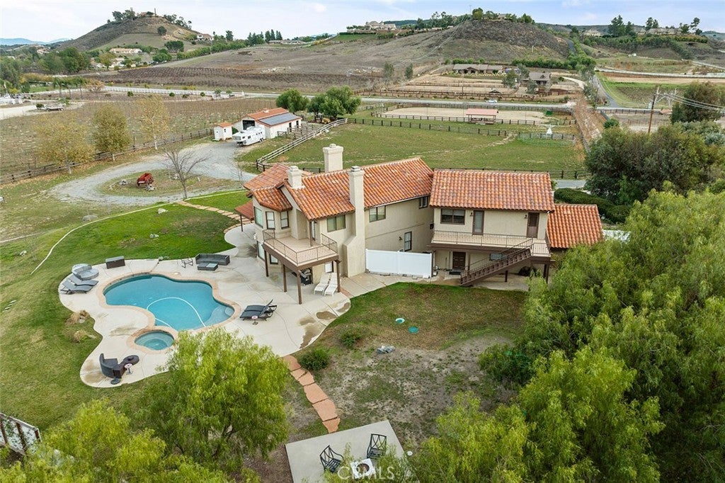 Photo of Listing #SW24101708