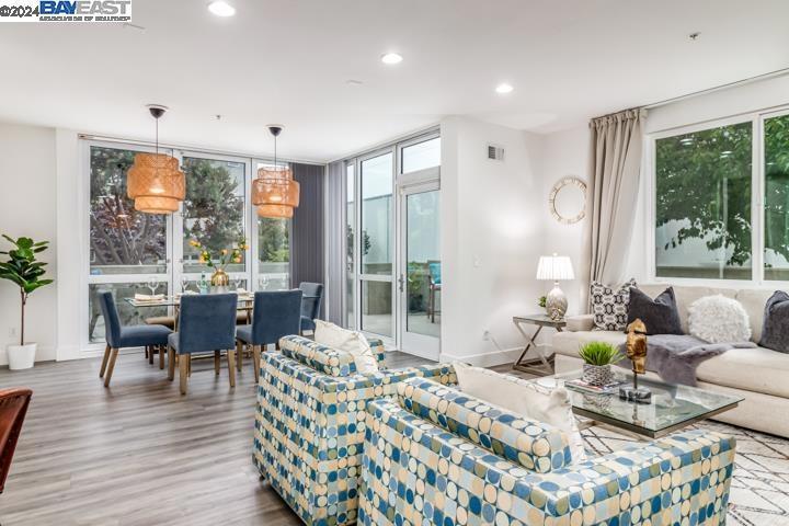 3090 Glascock Street 118, Oakland