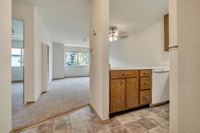 203 Vista Prieta Court, Santa Cruz