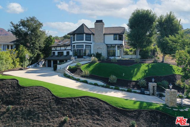 5555 Little Fawn Court, Westlake Village