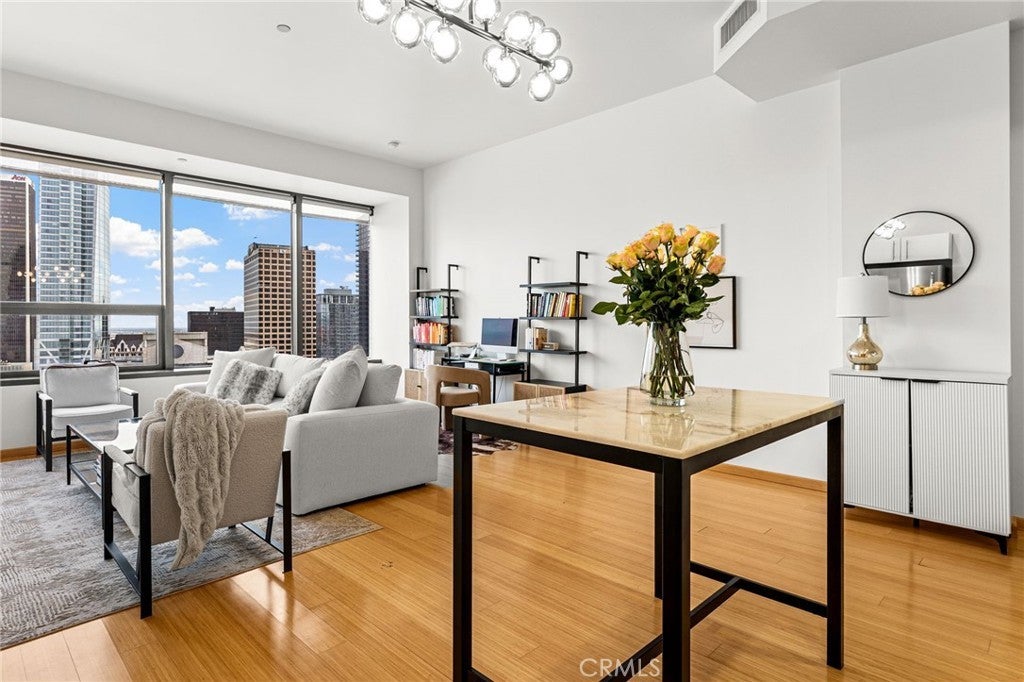 Photo of Listing #OC24179386