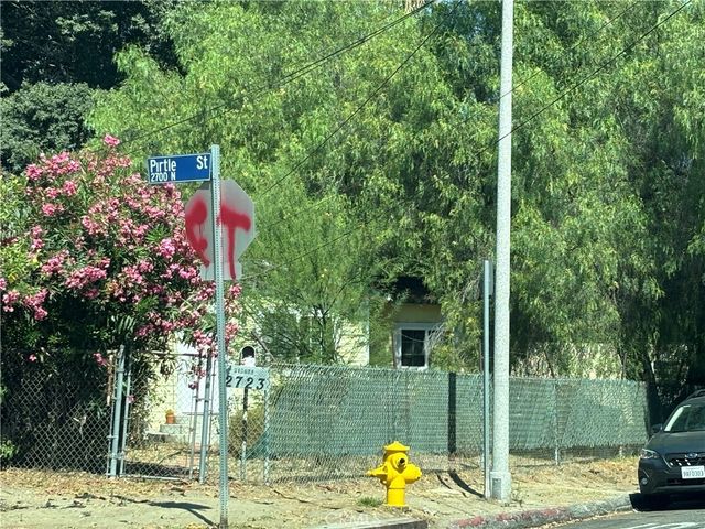 2723 Pirtle Street, Los Angeles