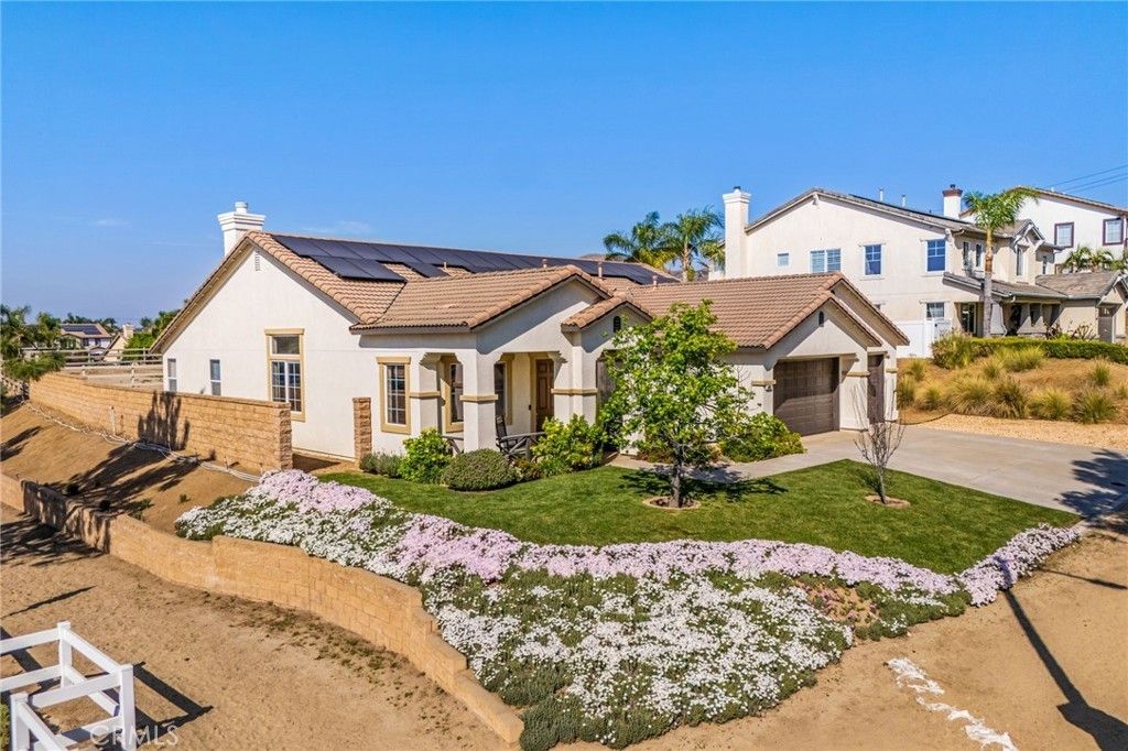 489 Branding Iron Way, Norco