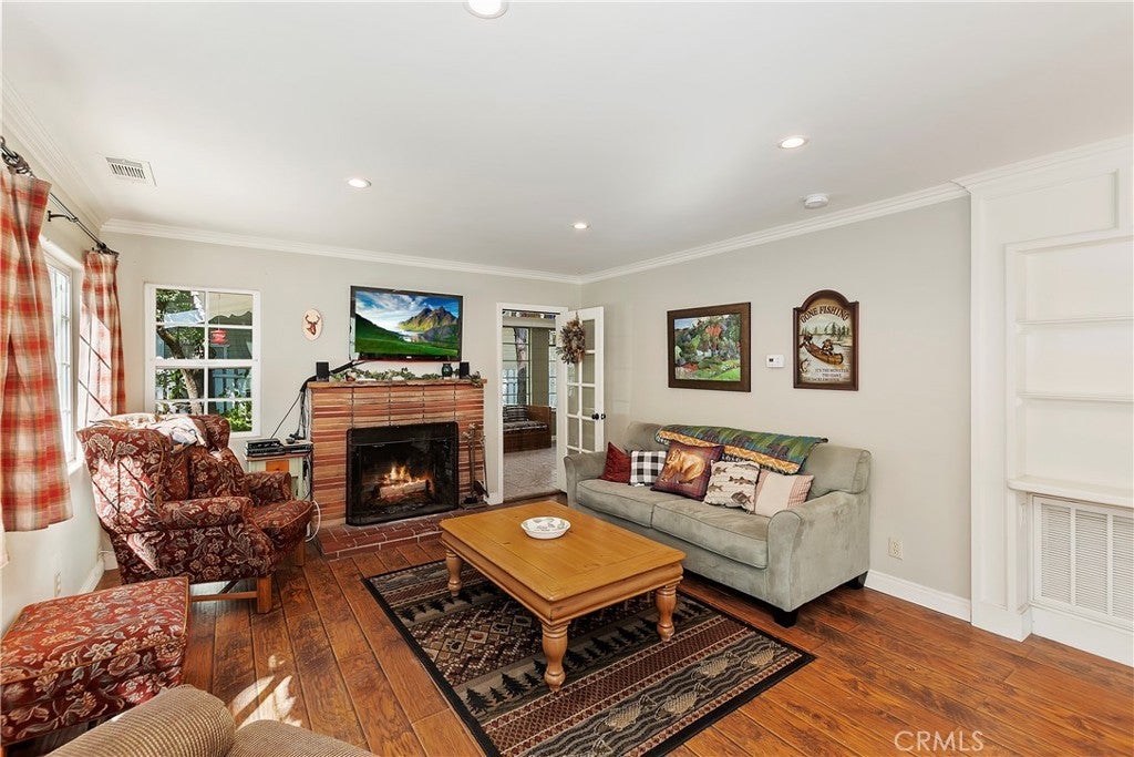 23794 Pioneer Camp Road, Crestline CA Crestline Cabin Homes For Sale