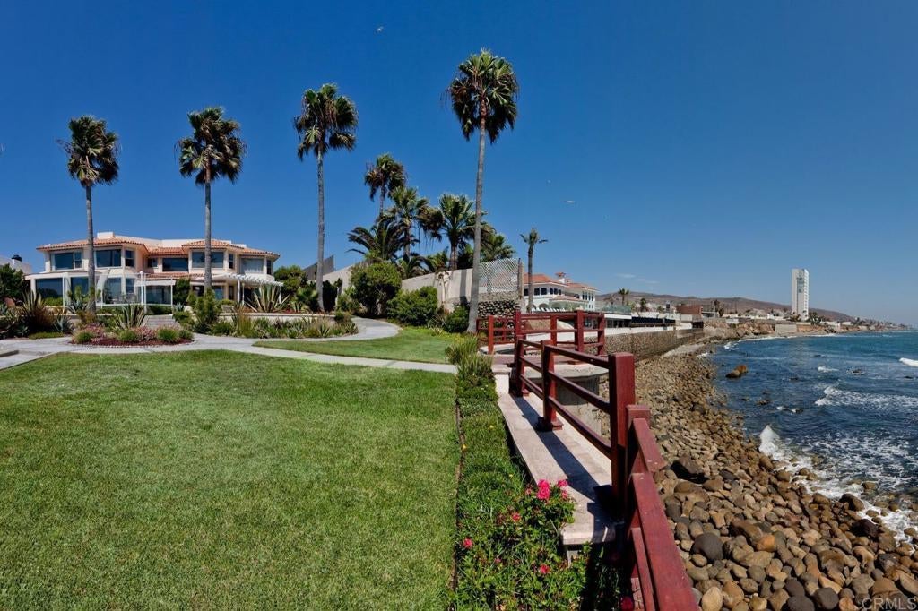 Photo of Listing #PTP2406198