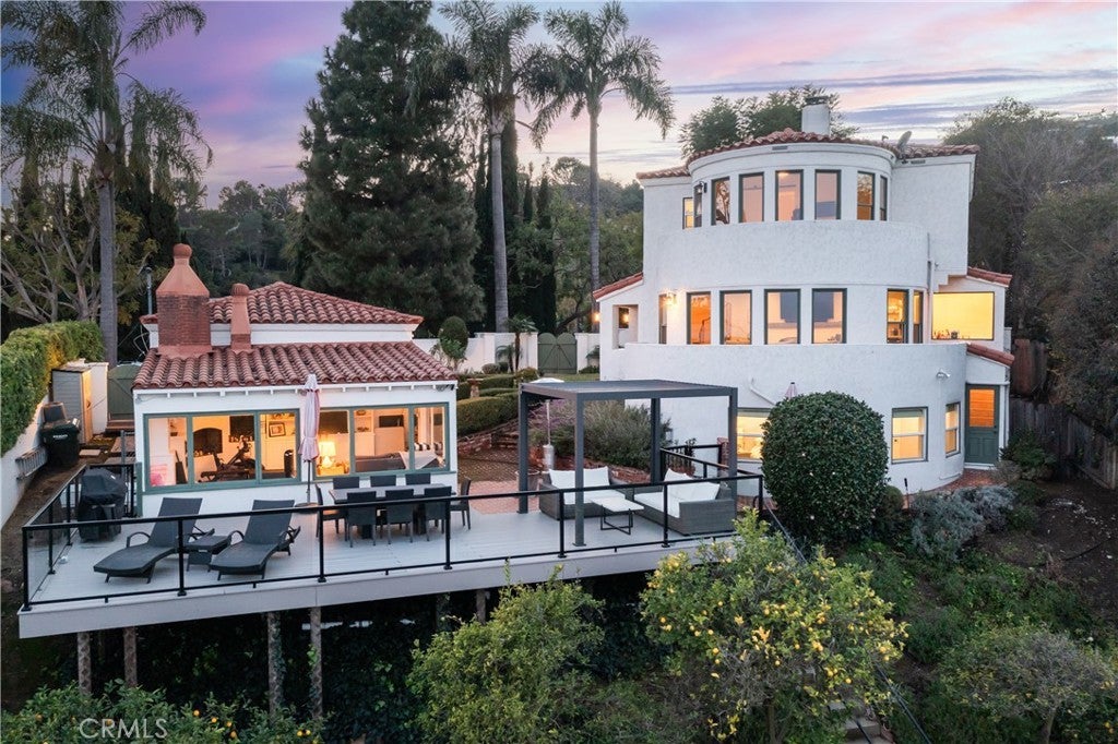6401 Corsini Place