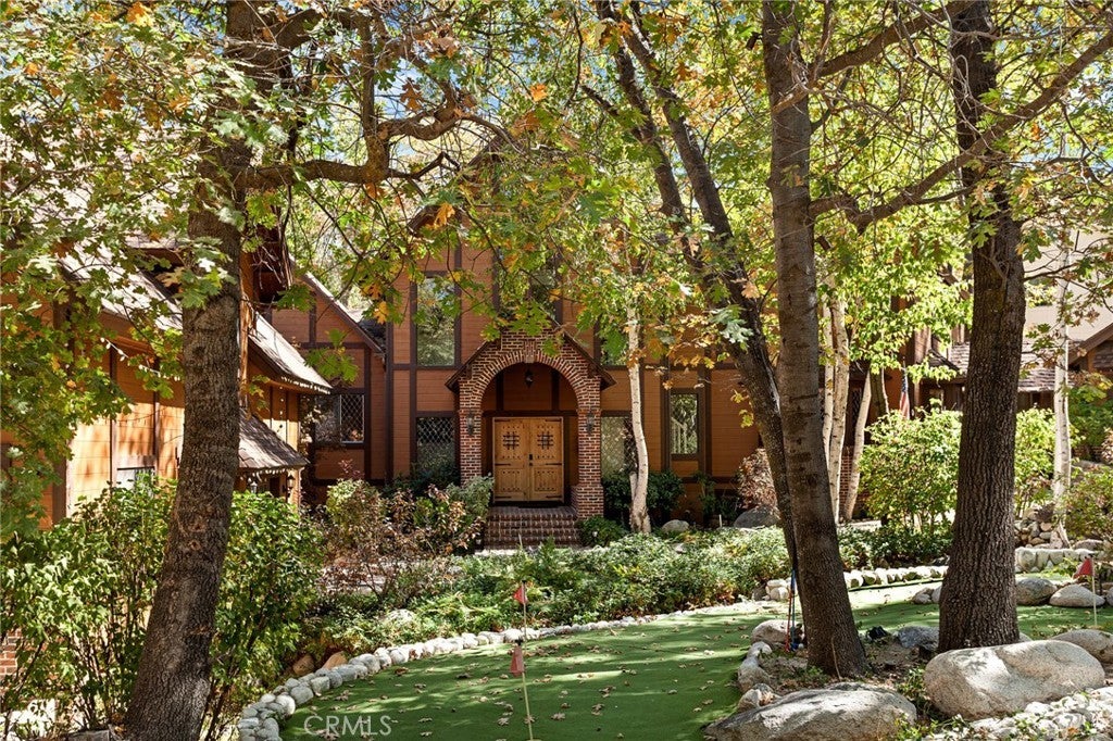 Listing photo for 951 Osprey Lane, Lake Arrowhead, CA, Rustic home for sale