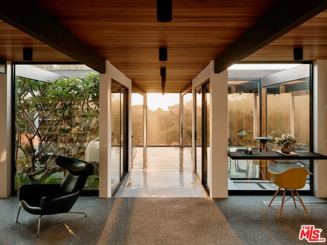 5637 Busch Drive, Malibu