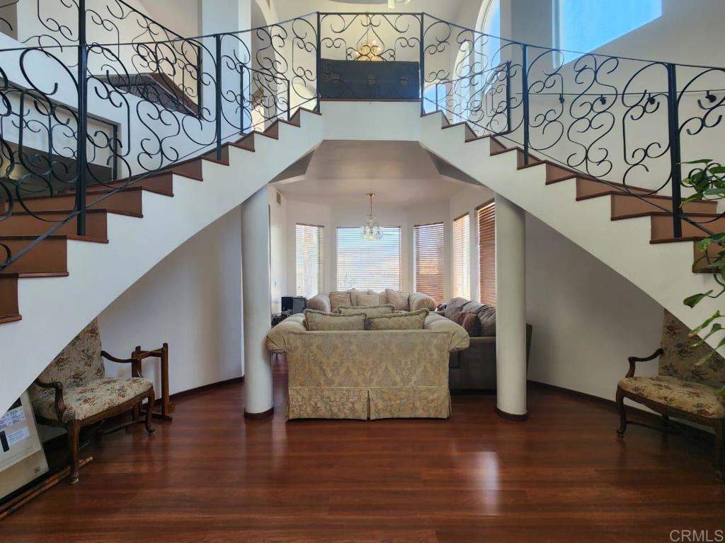 Photo of Listing #PTP2406414