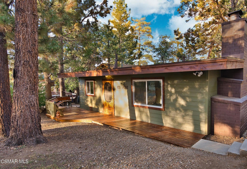 733 Pine Lane, Big Bear CA Big Bear Cabin Homes For Sale
