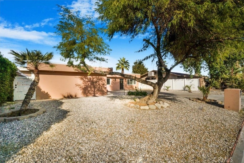 73228 Santa Rosa Way, Palm Desert