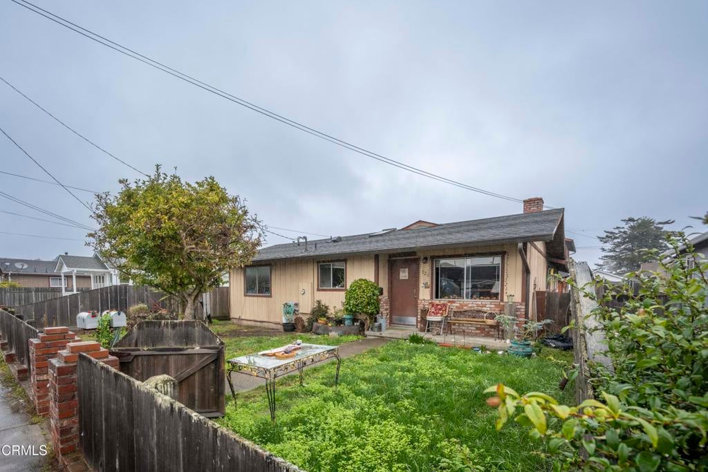 Photo of Listing #C1-10824