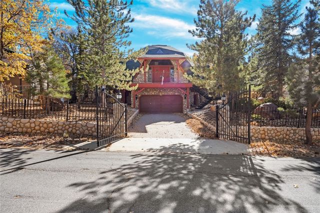 160 Yosemite Drive, Big Bear City
