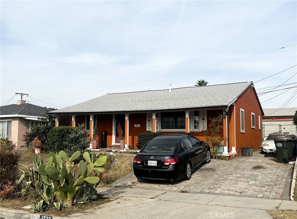 1723 111th Street, Los Angeles