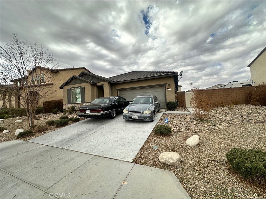 15150 Onyx Road, Victorville