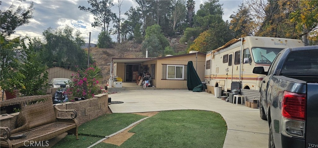 Photo of Listing #IV24249692