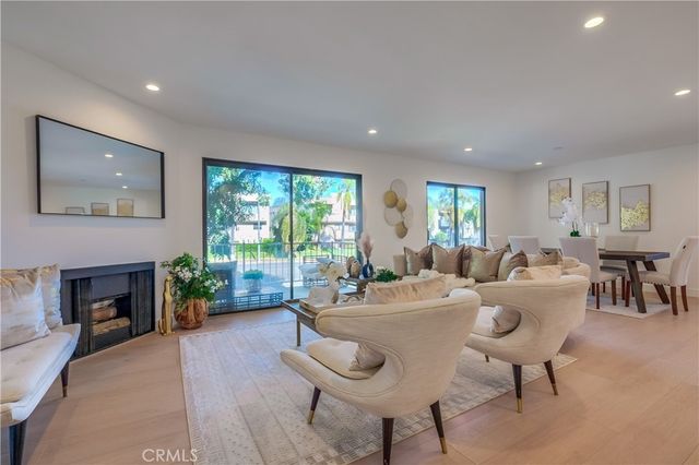17230 Chatsworth Street # 1, Granada Hills