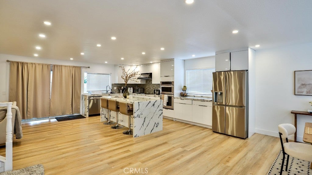 Photo of Listing #OC24245288