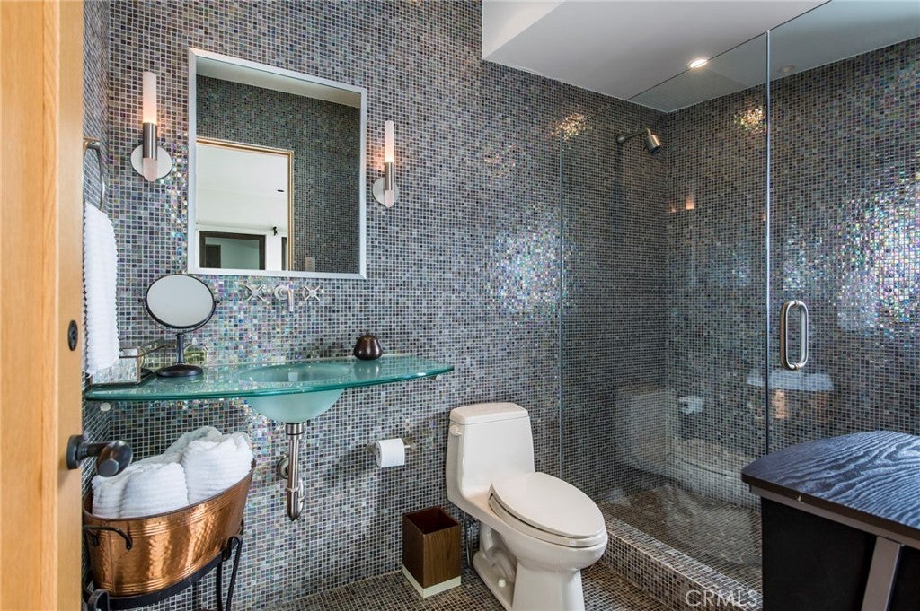 Photo of Listing #LG24253439