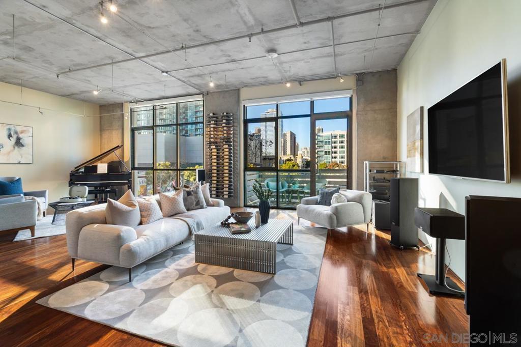 527 10th Avenue 304, San Diego