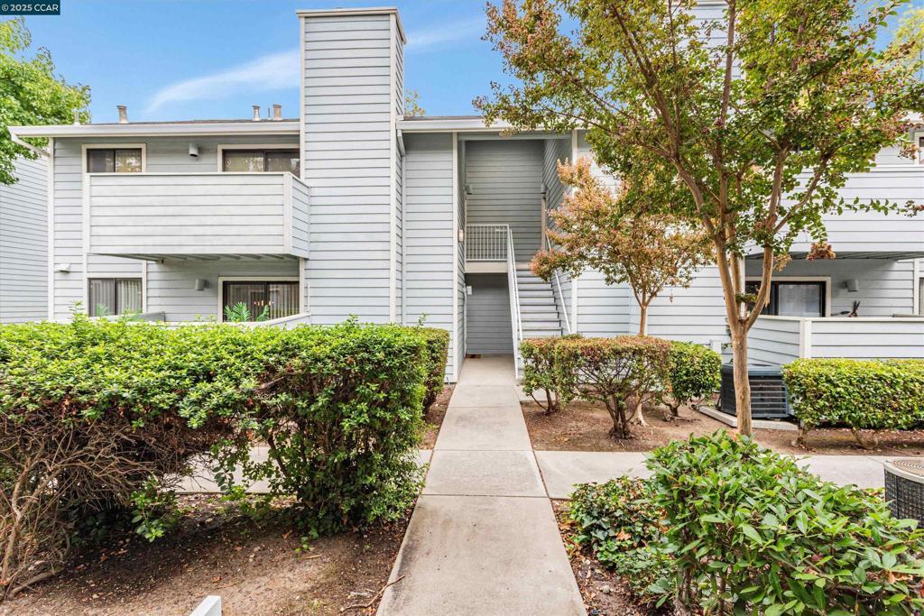 92 Elder Drive G, Pacheco