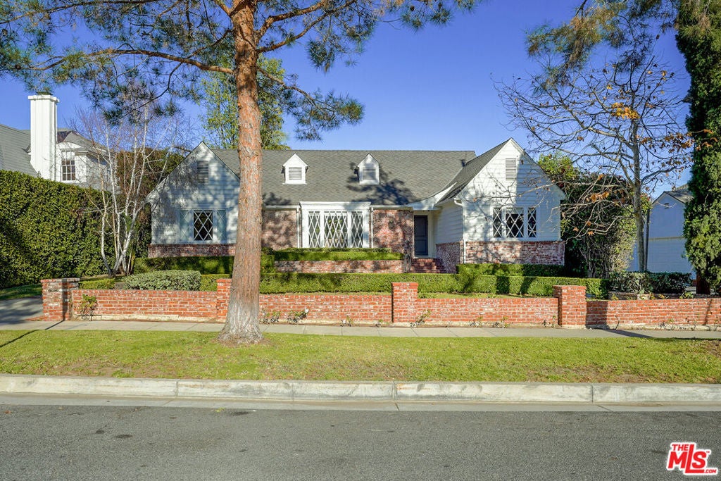 Photo of Listing #25488113