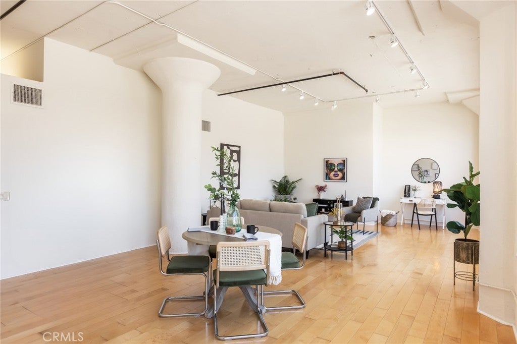 420 San Pedro Street 211, Los Angeles