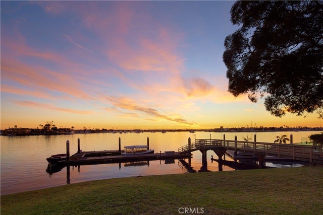 20 Harbor Island, Newport Beach