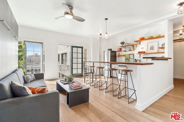 2121 James M Wood Boulevard # 414, Los Angeles