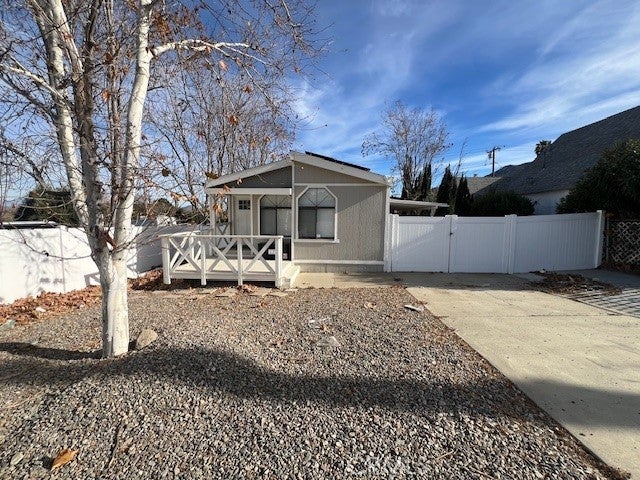 Photo of Listing #IV25022266