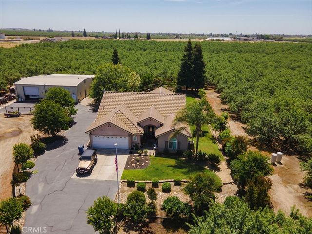 6839 Mercedes Avenue, Winton