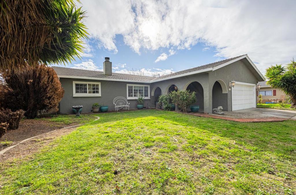 Photo of Listing #ML81993290