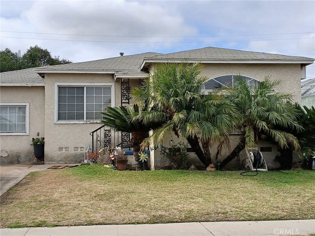 Photo of Listing #IV25028941