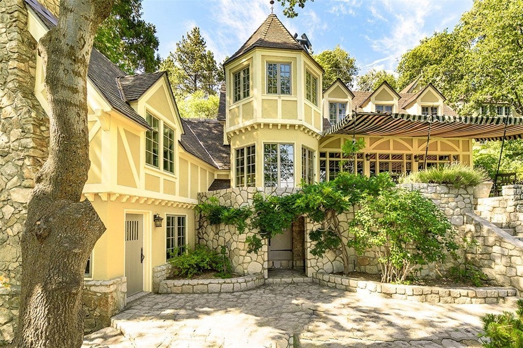 Photo of Listing #IV25029081