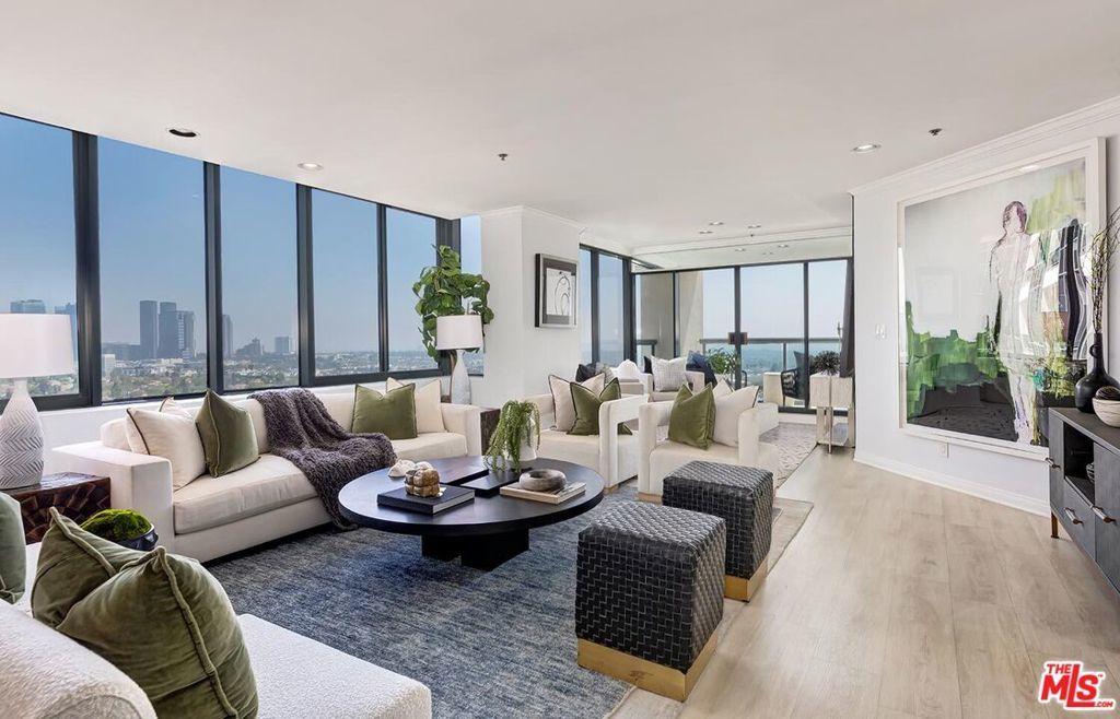 Photo of Listing #25494757